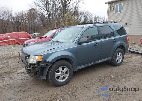 2010 Ford Escape Xlt from USA, damaged, VIN 1FMCU9DG5AKA87019